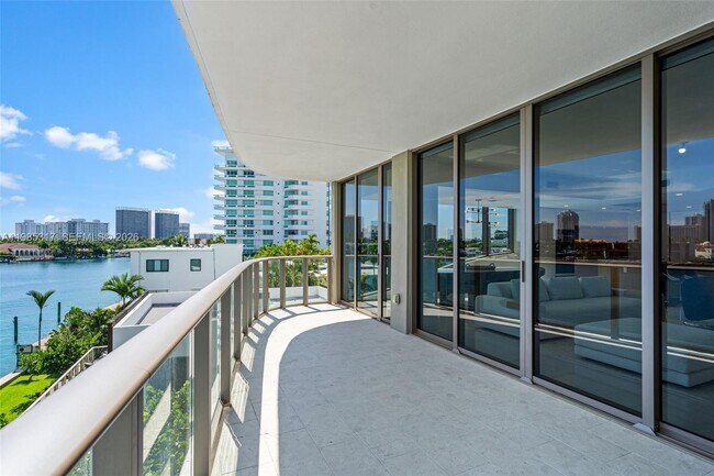 Building Photo - 1135 103rd St