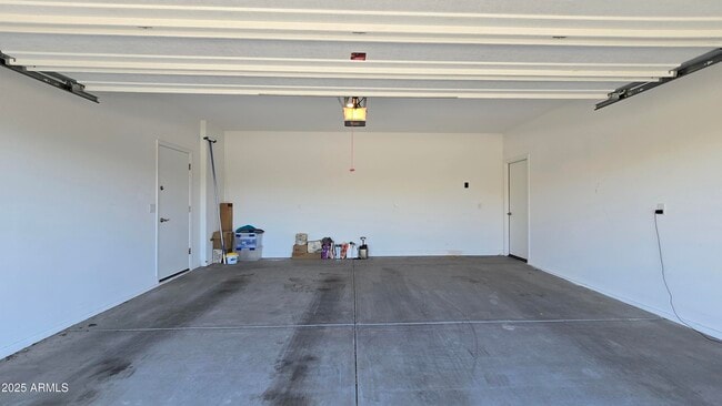 Building Photo - 8851 S 165th Ave