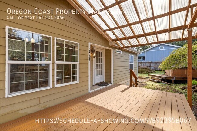 Building Photo - 2347 N Chinook Ln