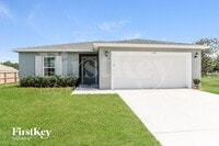 Building Photo - 1158 SW Eleuthera Ave