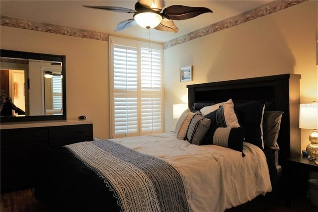 Building Photo - 4348 Tahitian Gardens Cir