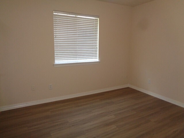 Building Photo - 21407 Forest Colony Dr