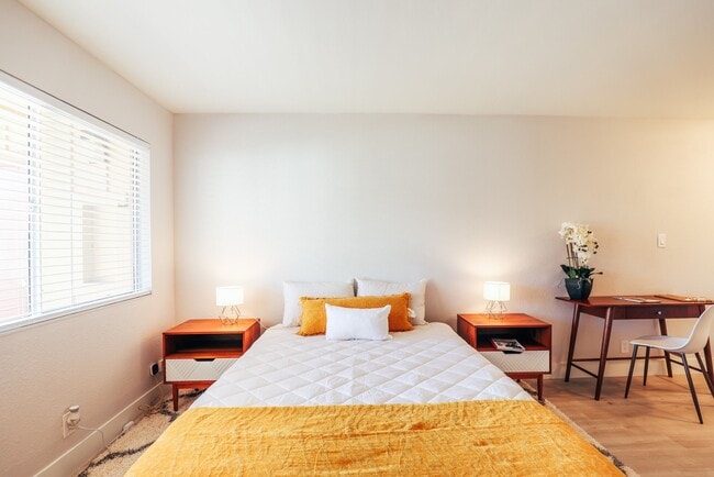 Floorplan - Niles Station