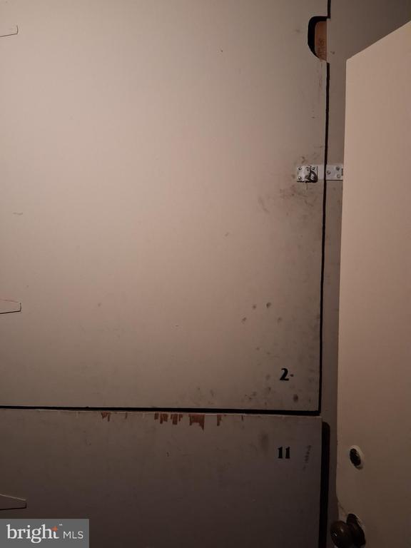 Building Photo - 2305 Freetown Ct