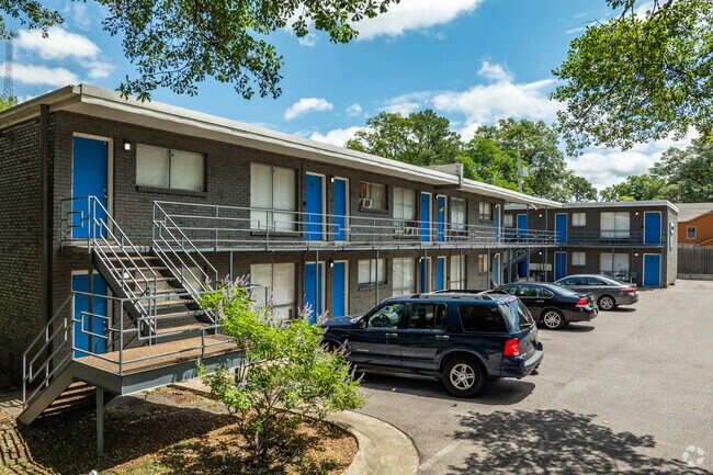 Building Photo - Tiger Flats