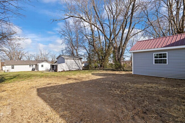 Building Photo - New Construction. 3 bedroom, 2 Bathroom