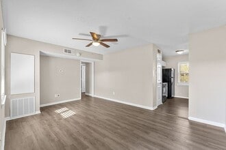 Building Photo - 2502 Avenue L