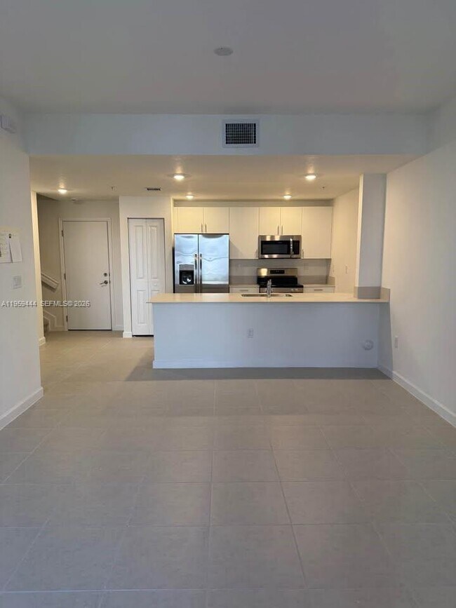 Building Photo - 15565 SW 280th St