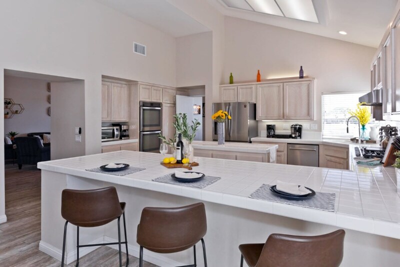 Building Photo - 56980 Merion