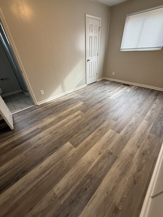 Building Photo - 505 Sunrise Blvd