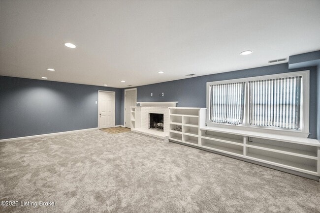 Building Photo - 7008 Foxcroft Pl