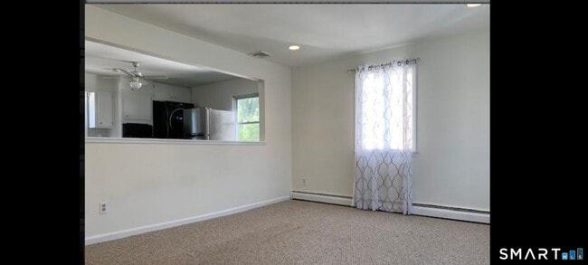 Building Photo - 27 Hyatt Ave