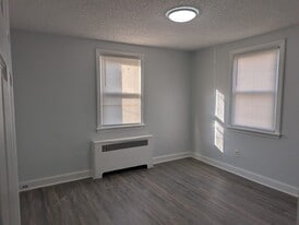 Building Photo - 7240 Gillespie St