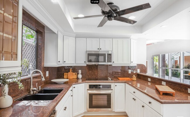 Building Photo - 15 Via Di Roma Walk