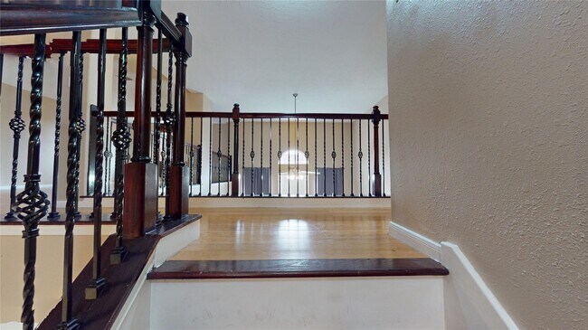 Building Photo - 21050 Florette Ln