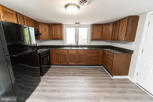 Building Photo - 11700 San Domingo Rd