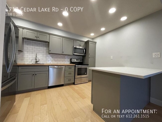 Building Photo - 4717 Cedar Lk Rd S