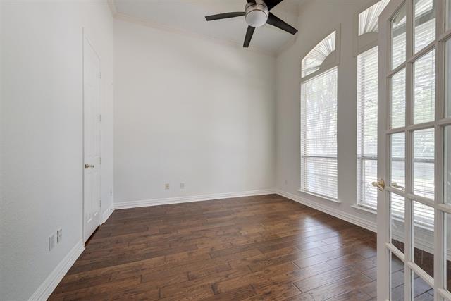 Building Photo - 1404 Clearwater Ct