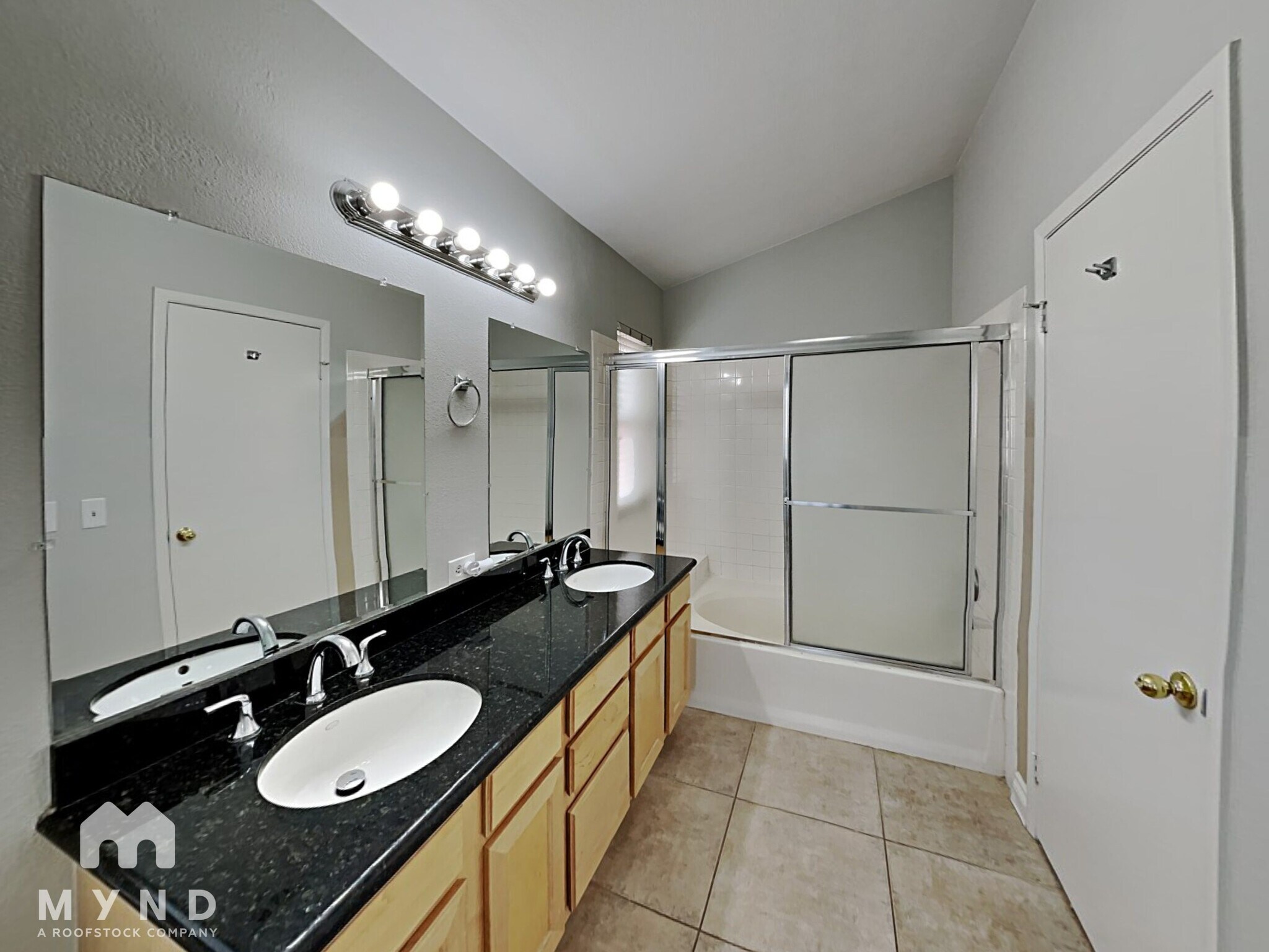 Building Photo - 142 Wynntry Dr