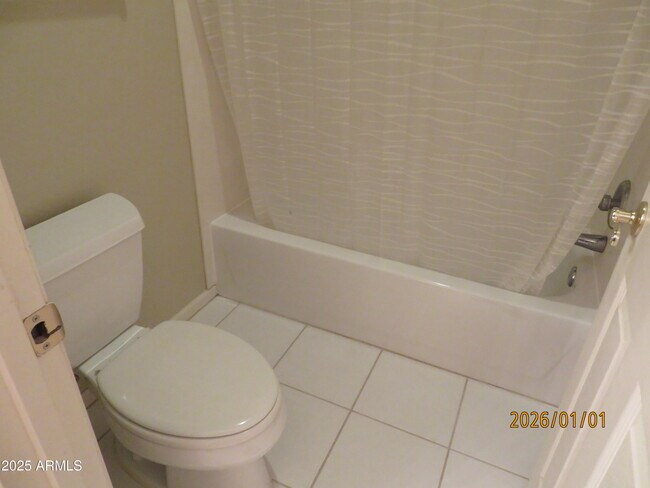 Building Photo - 7748 E Manana Dr