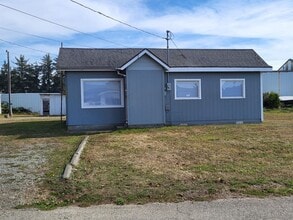 Building Photo - 1575 Oregon St