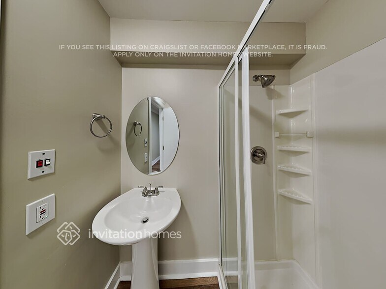 Building Photo - 512 Wyre Forest Ct