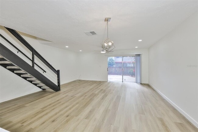 Building Photo - 1620 58th Ave S