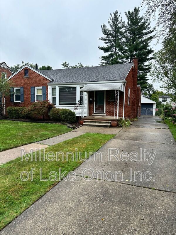 Building Photo - 2224 N Connecticut Ave