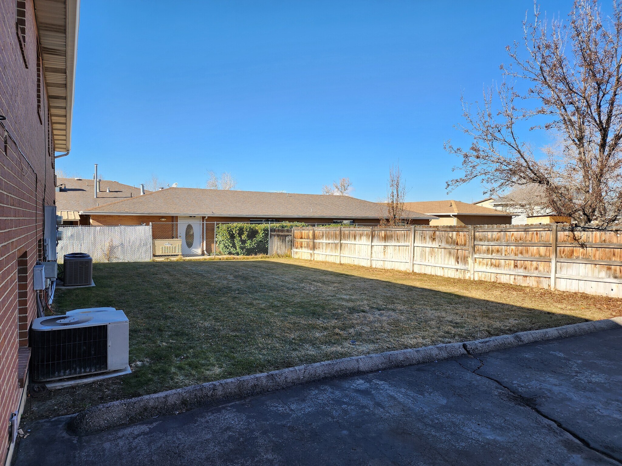 Building Photo - 340 W 500 N