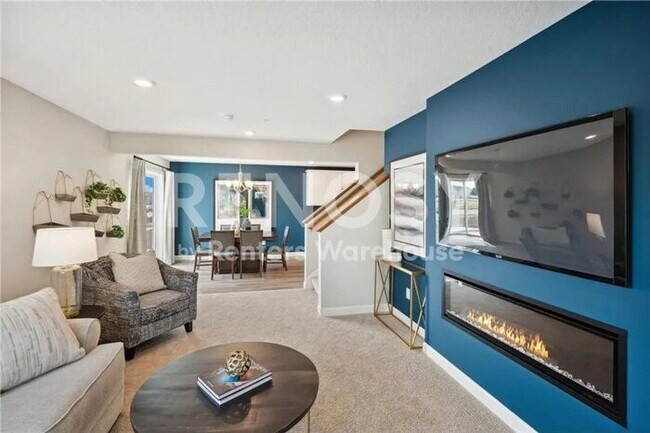 Building Photo - Available July 15th 3 Bedroom 2.5 Bath Townhome in Zimmerman