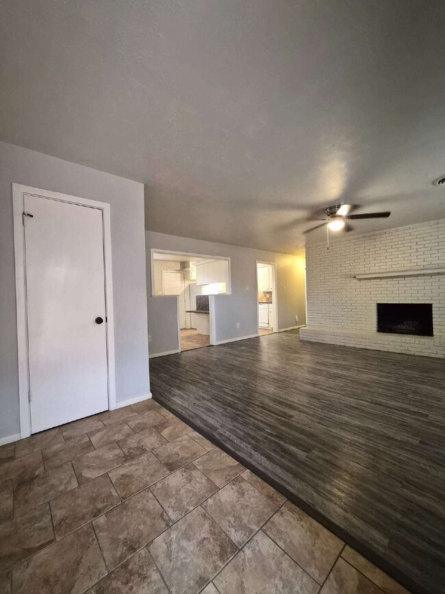 Building Photo - 3813 51st St