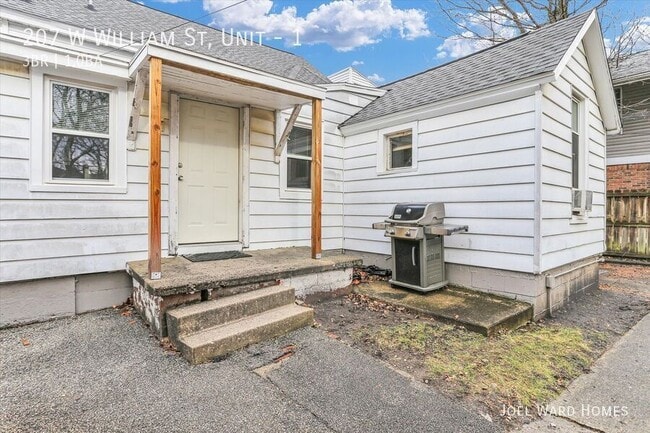 Building Photo - 207 W William St