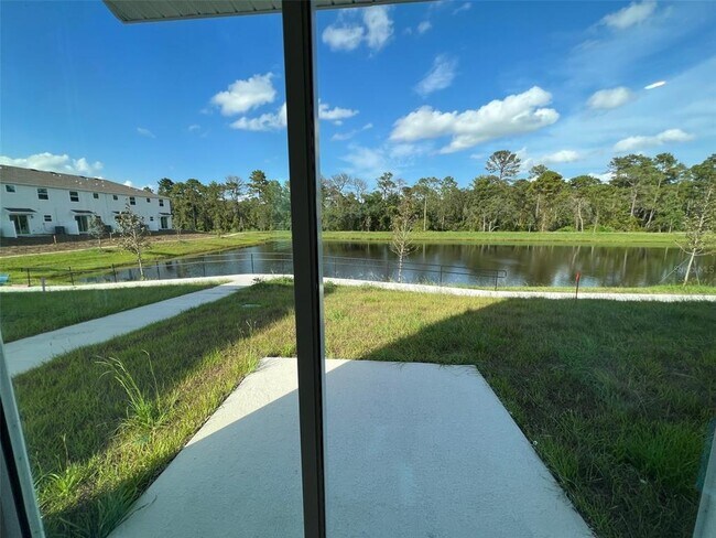 Building Photo - 7489 Stone Crk Trl