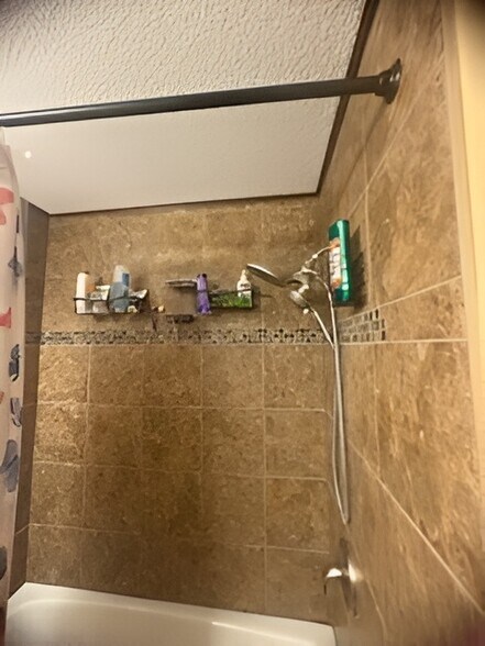 Building Photo - 924 Westbrooke Way