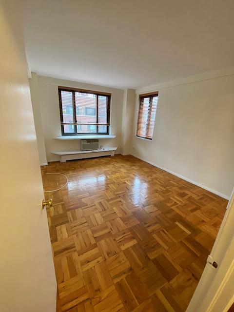 Building Photo - 420 E 64th St