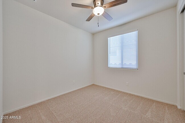 Building Photo - 7166 W Bent Tree Dr