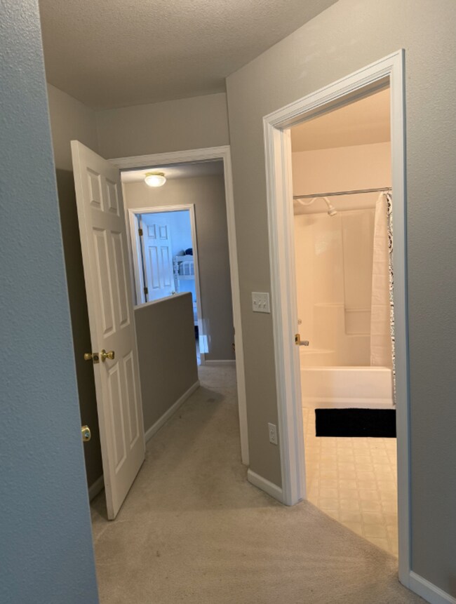 Building Photo - Welcome to your new home!