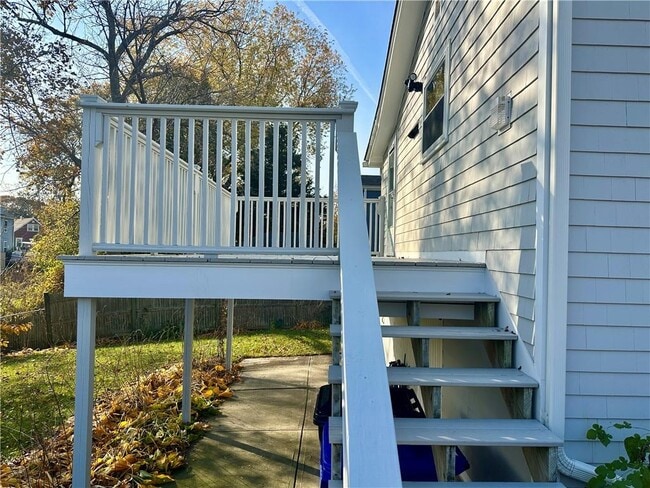 Building Photo - 54 Planet Ave