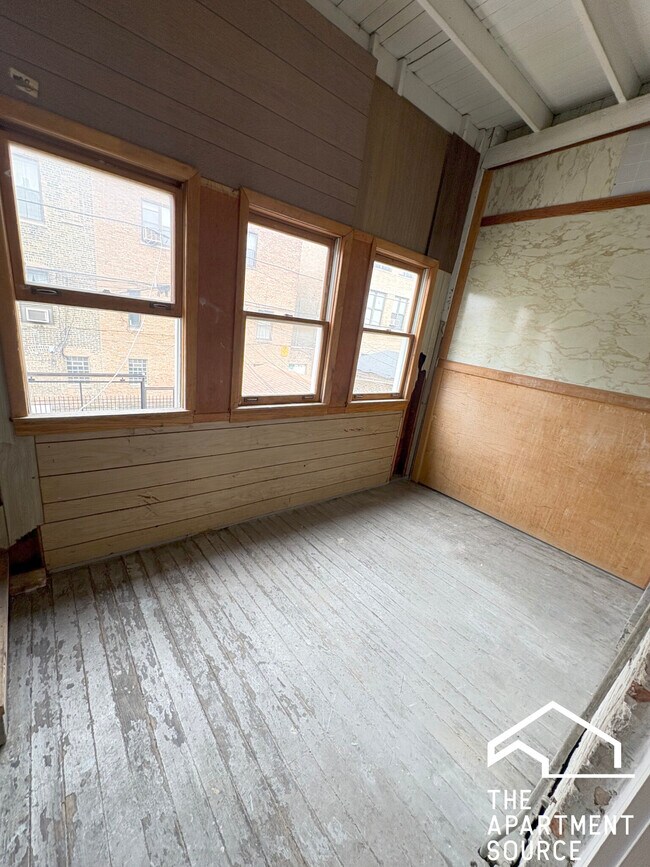 Building Photo - 2652 W 23rd Pl
