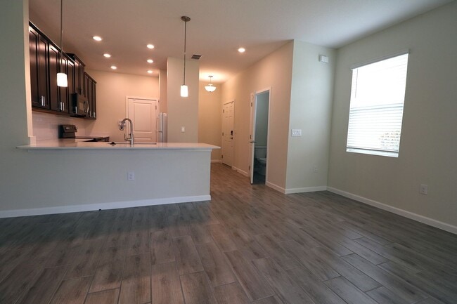 Building Photo - 291 Muscogee Ln