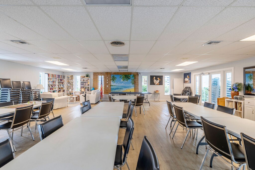 Building Photo - 2800 Indian River Blvd