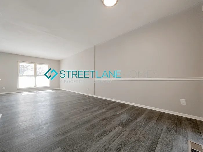 Building Photo - 1309 Cabrillo Dr