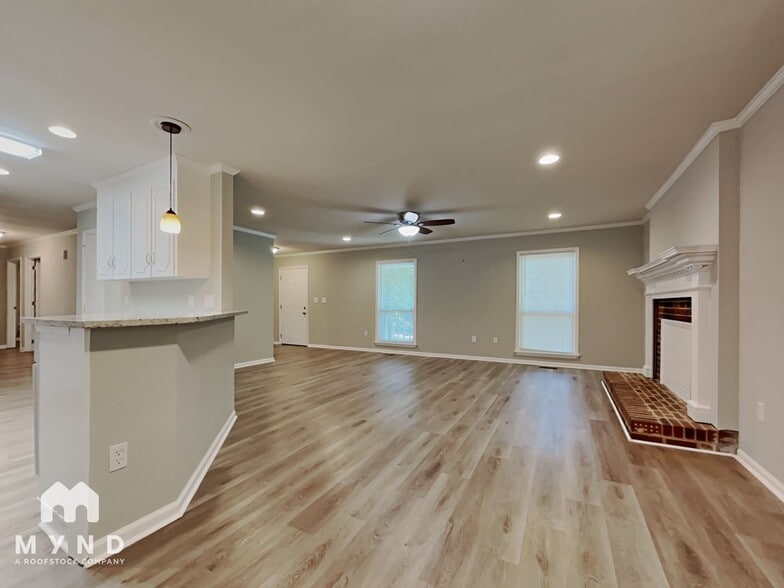 Building Photo - 20104 Balsam Ct