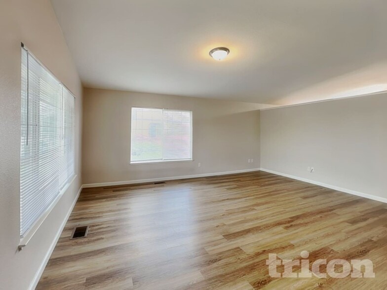 Building Photo - 18296 Lanceleaf Ct