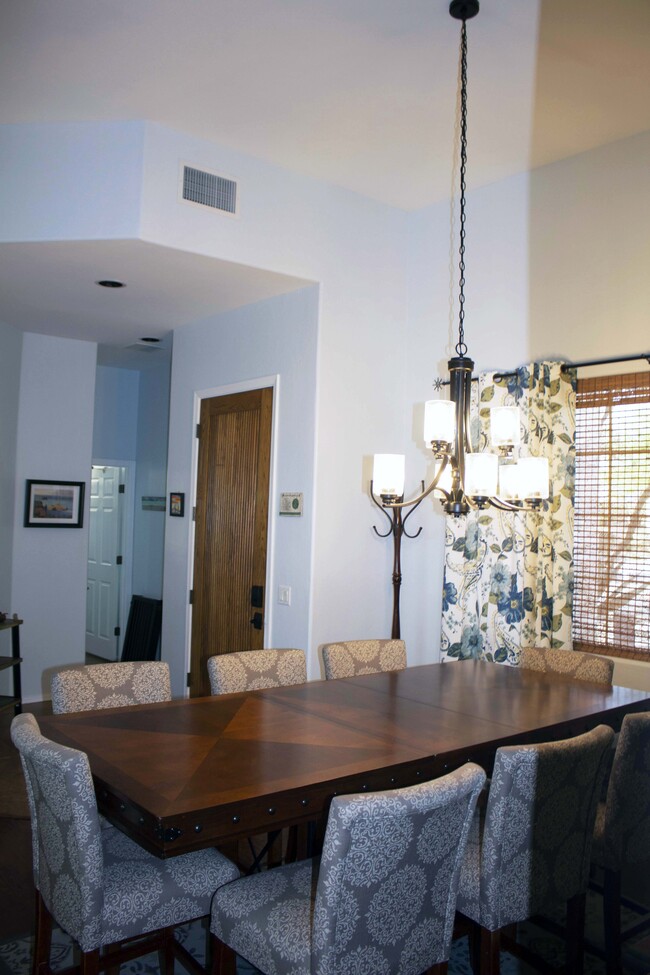 Building Photo - 10610 Garnet Sky Ct