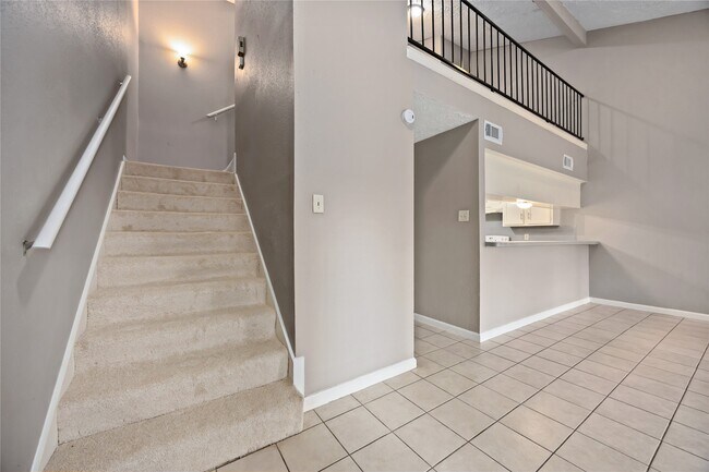 Building Photo - 12238 Wild Pine Dr