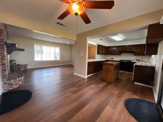 Building Photo - 7828 S Del Rey Ave