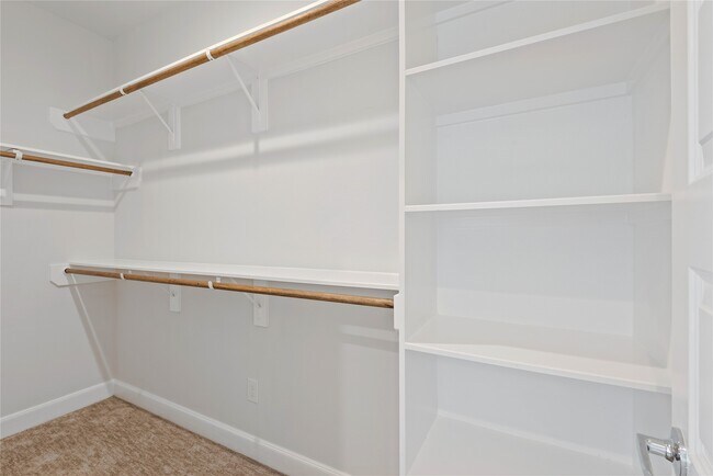 Building Photo - 3004 Charline