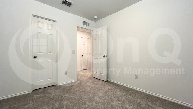 Building Photo - 812 Poppy Cv Ln