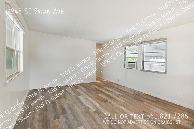 Building Photo - 7948 SE Swan Ave